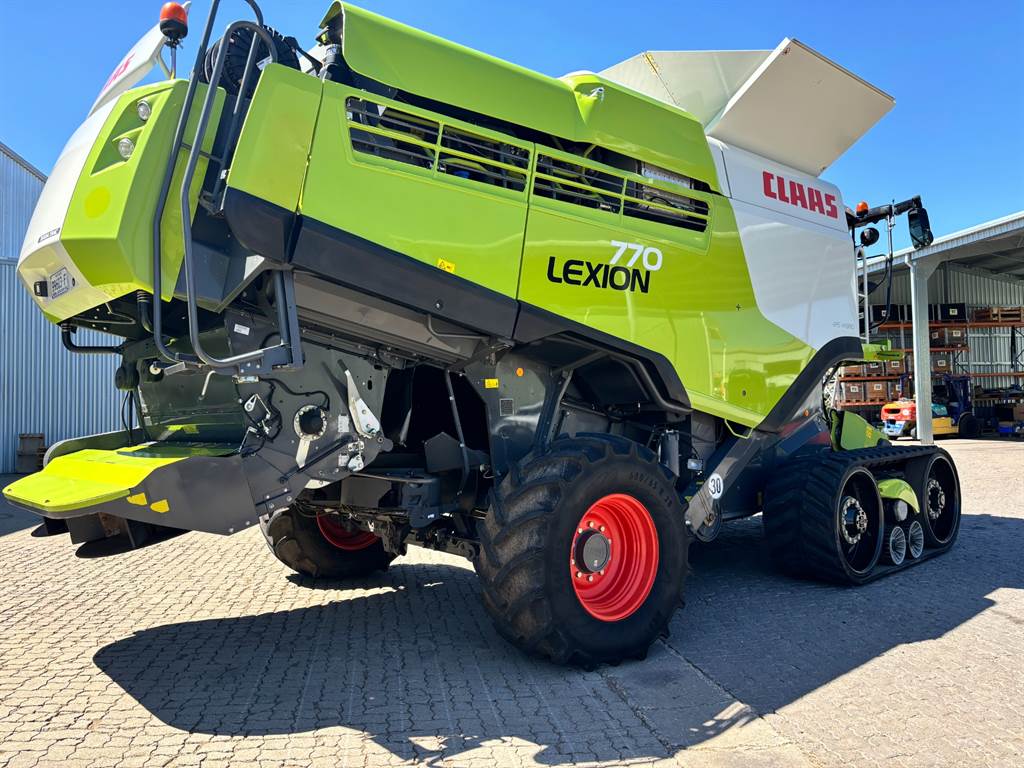2016 CLAAS LEXION 770TT