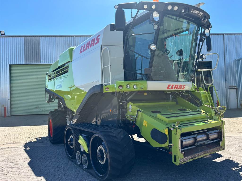 2016 CLAAS LEXION 770TT
