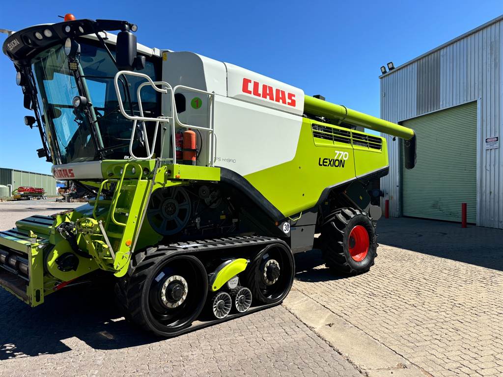 2016 CLAAS LEXION 770TT