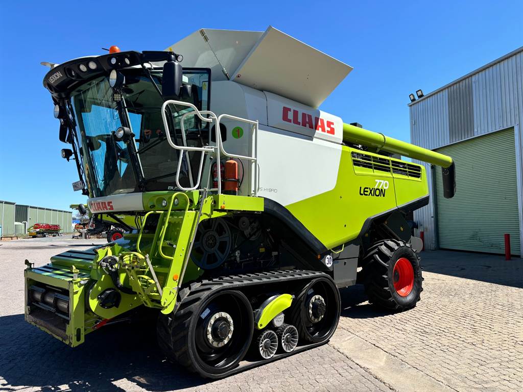 2016 CLAAS LEXION 770TT