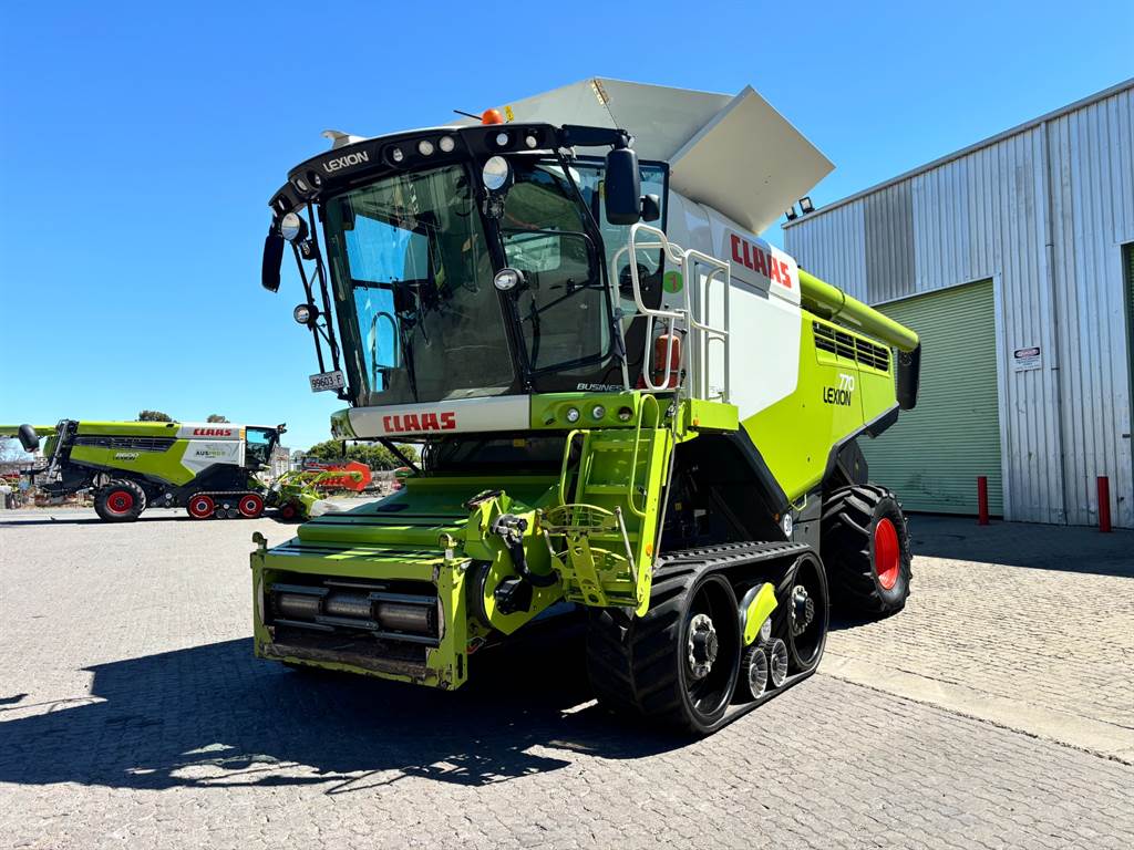 2016 CLAAS LEXION 770TT