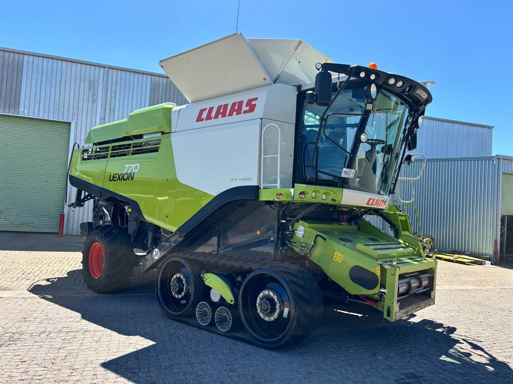 2016 CLAAS LEXION 770TT