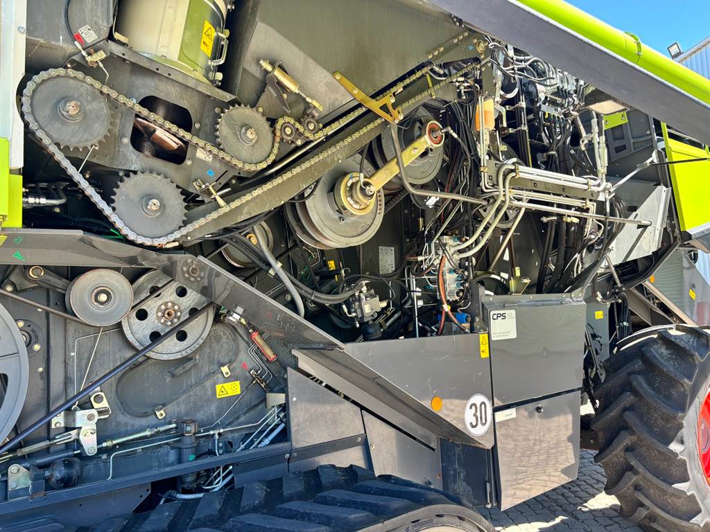 2016 CLAAS LEXION 770TT