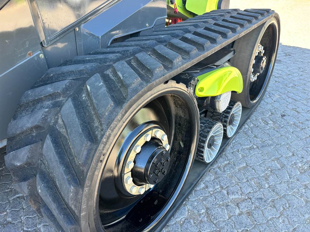 2016 CLAAS LEXION 770TT