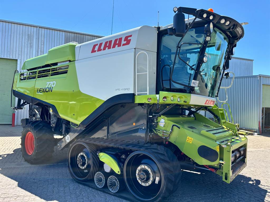 2016 CLAAS LEXION 770TT