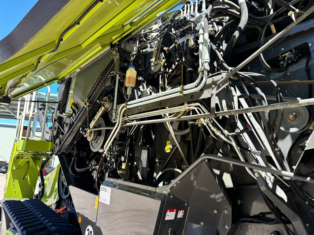 2016 CLAAS LEXION 770TT