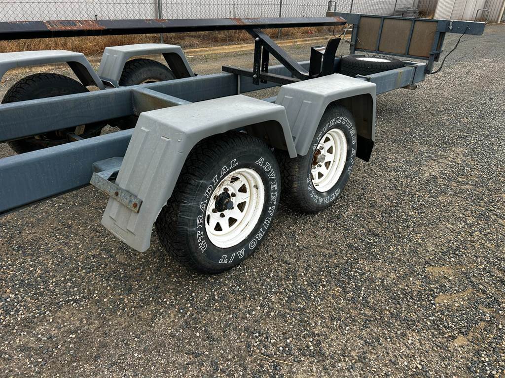 2016 Leith Comb Trailer 35ft Vario