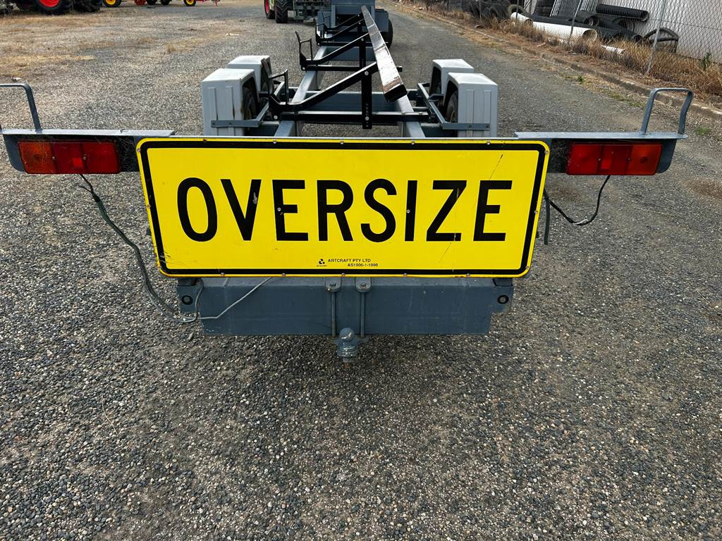 2016 Leith Comb Trailer 35ft Vario