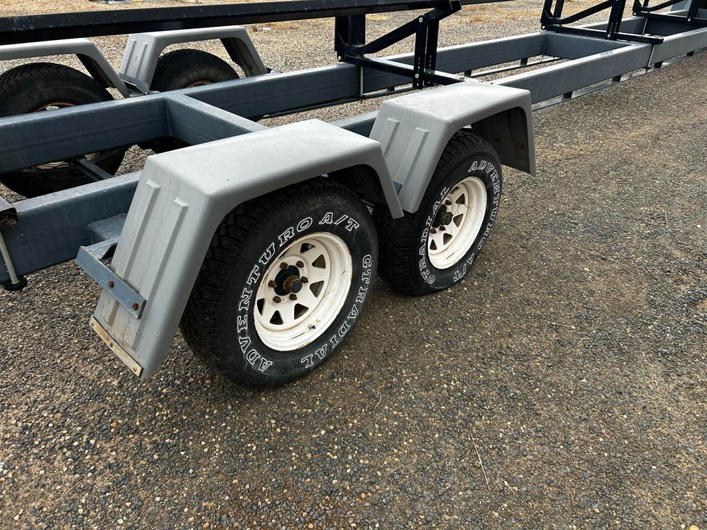 2016 Leith Comb Trailer 35ft Vario