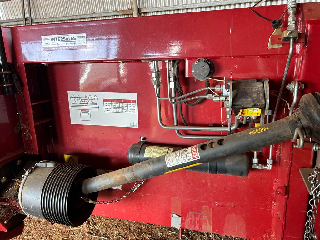 2022 CASE IH 3016 Pick-UP 15' image 13