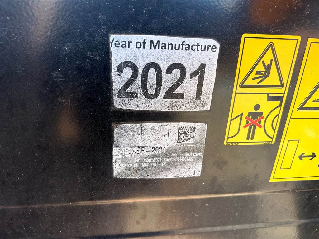 2021 MacDon PW8 image 10