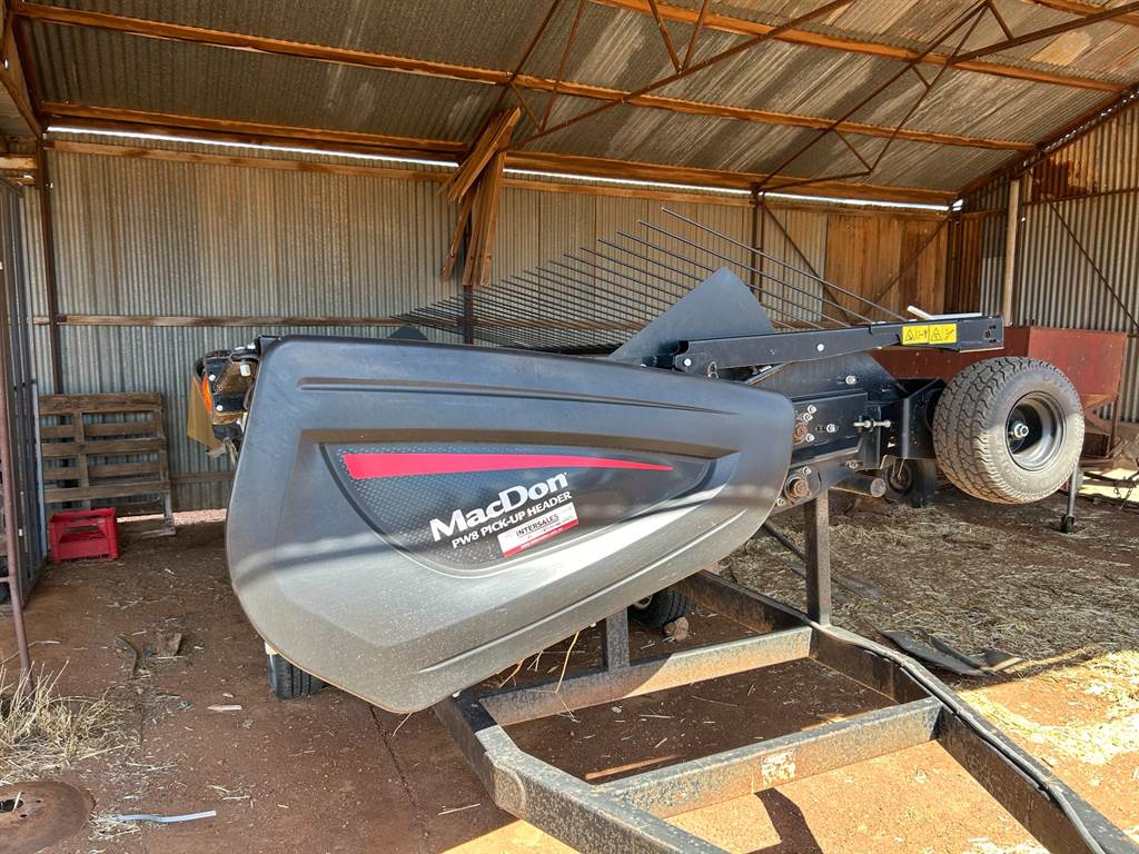 2021 MacDon PW8 image 4