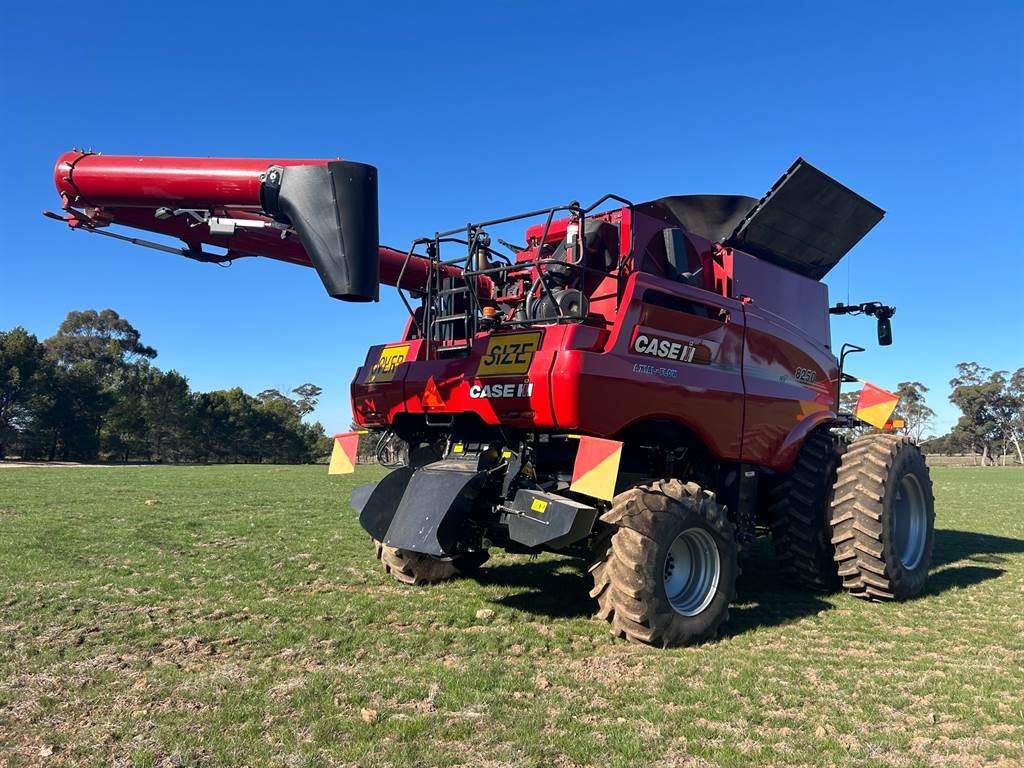 2022 CASE IH 8250 image 8