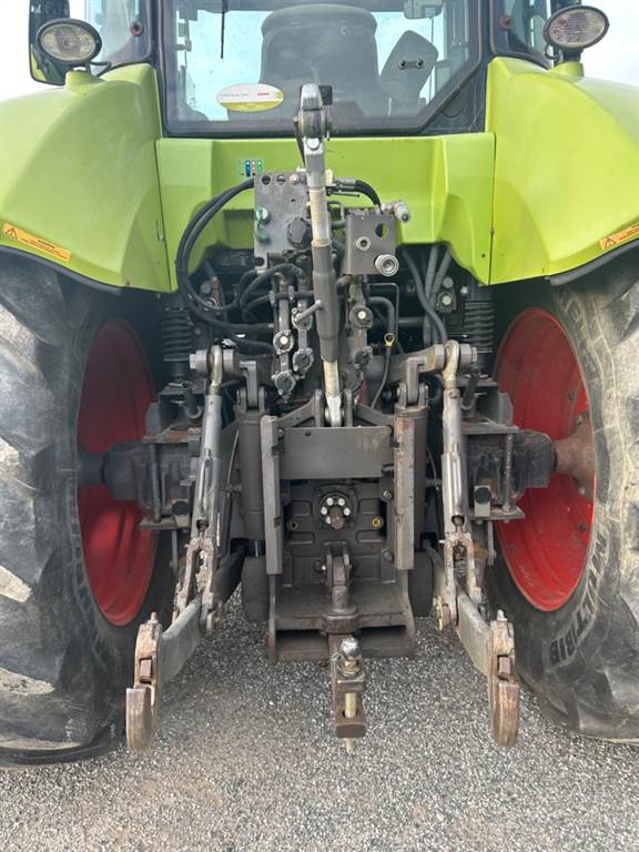 2009 CLAAS ARION 630