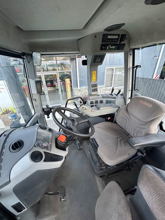 2009 CLAAS ARION 630