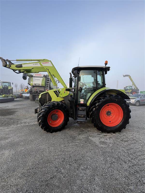2017 CLAAS ARION 550