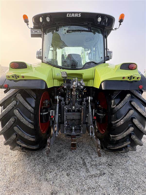 2017 CLAAS ARION 550