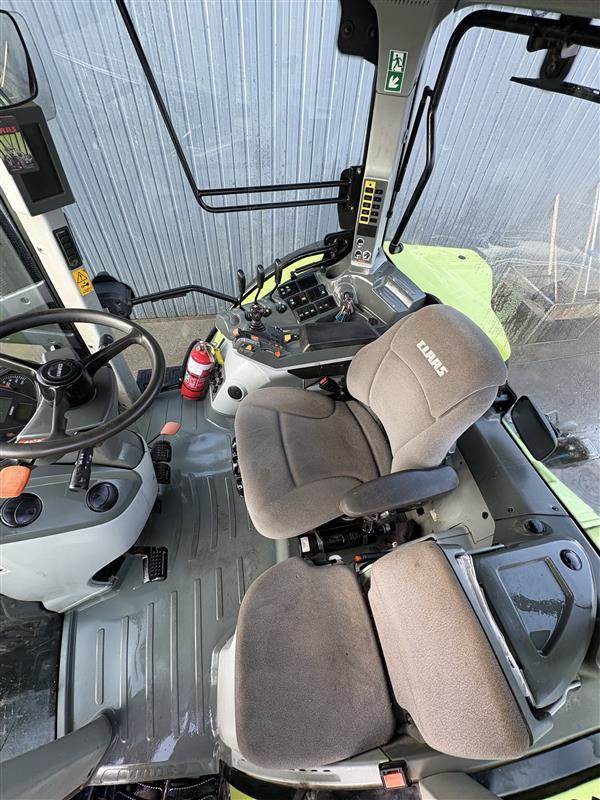 2017 CLAAS ARION 550
