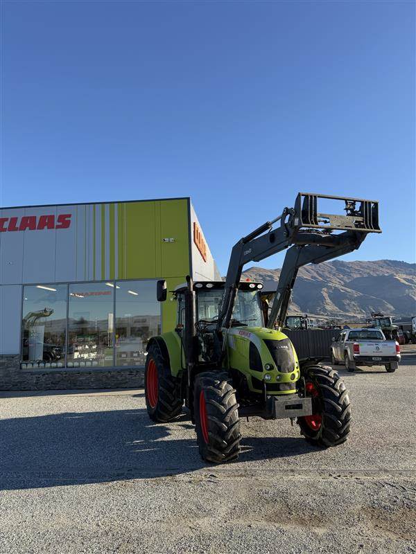 2004 Claas Arion 610C