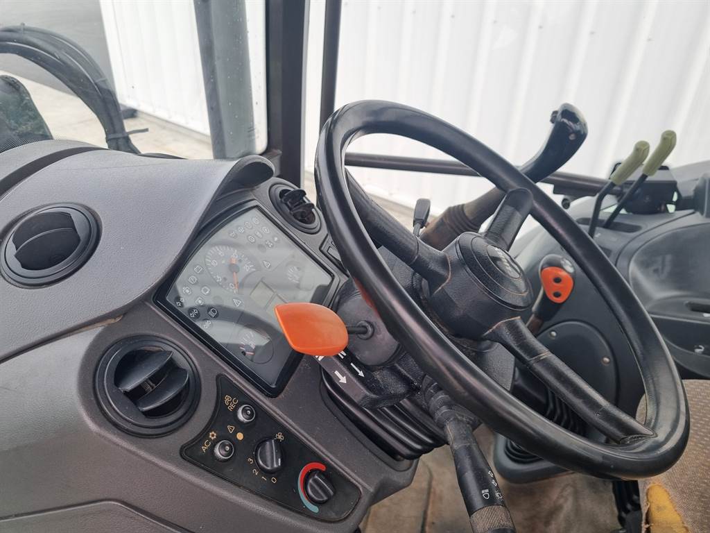 2005 CLAAS CELTIS 456