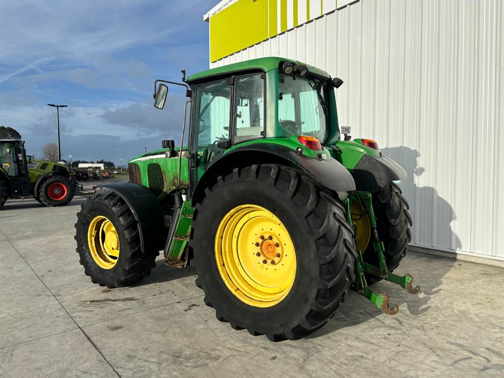 2004 John Deere 6920S