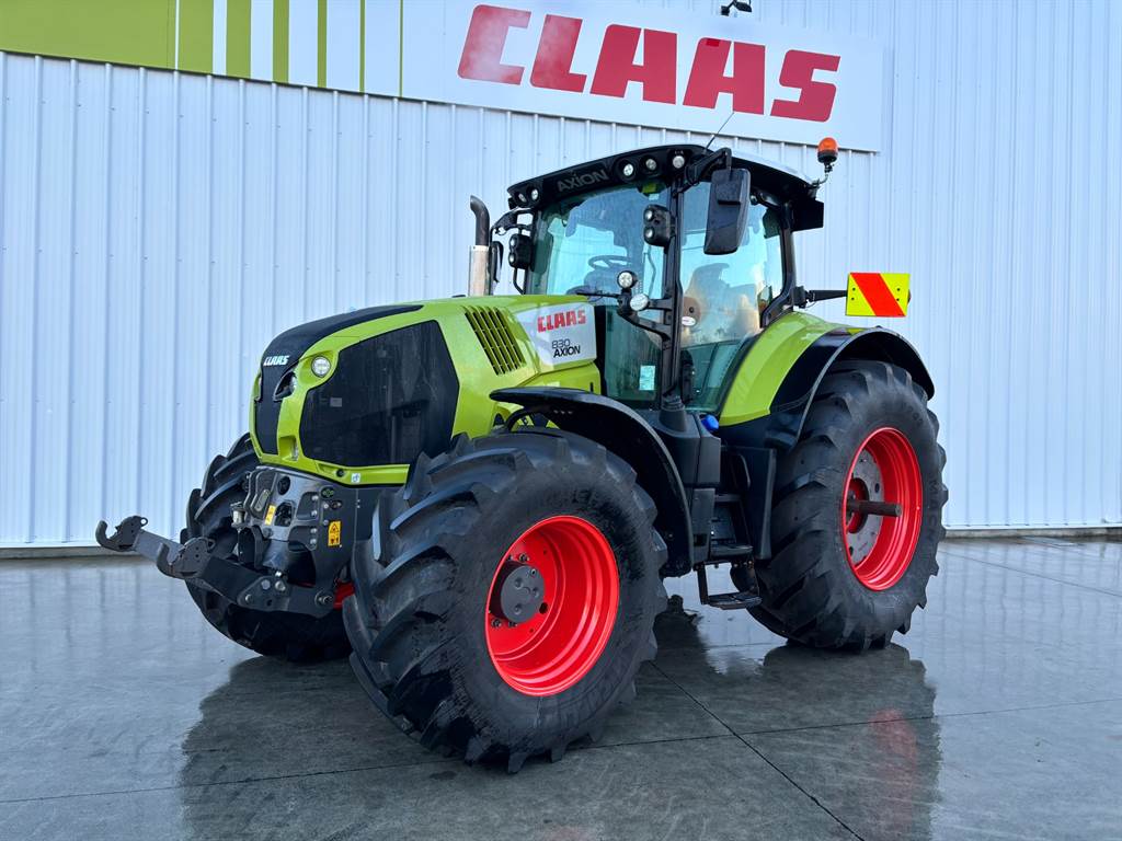 2018 CLAAS AXION 830